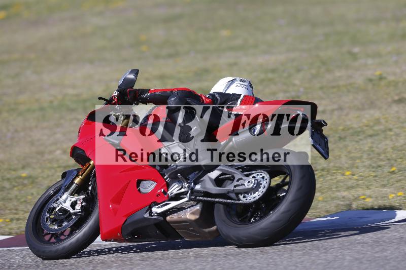 /06 08.04.2026 Cornu Master School ADR/Gruppe rot/25